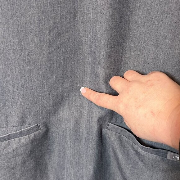 Figs Scrub Top Casma Womens XXL Gray V-Neck Short Sleeve With Pockets - Picture 3 of 5